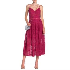 NWOT NSR Sleeveless Lace MIDI Dress in Fuchsia